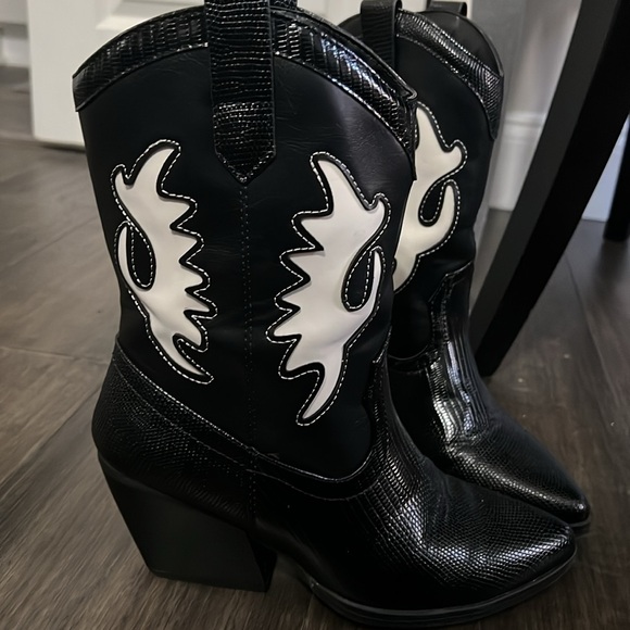 GIGA Western High Ankle Boots size 7 - Picture 1 of 7